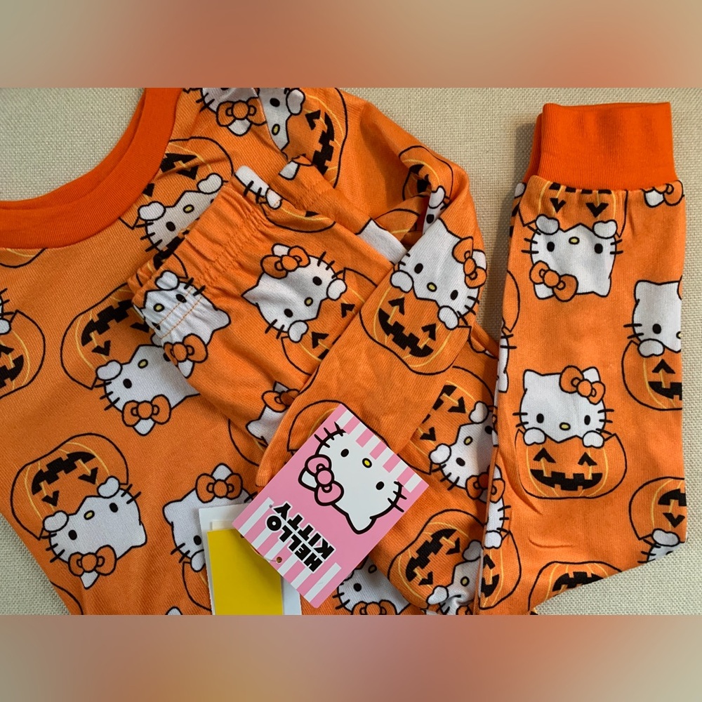 NWT Hello Kitty Halloween Pumpkin Pajamas - Kids Toddler 4T